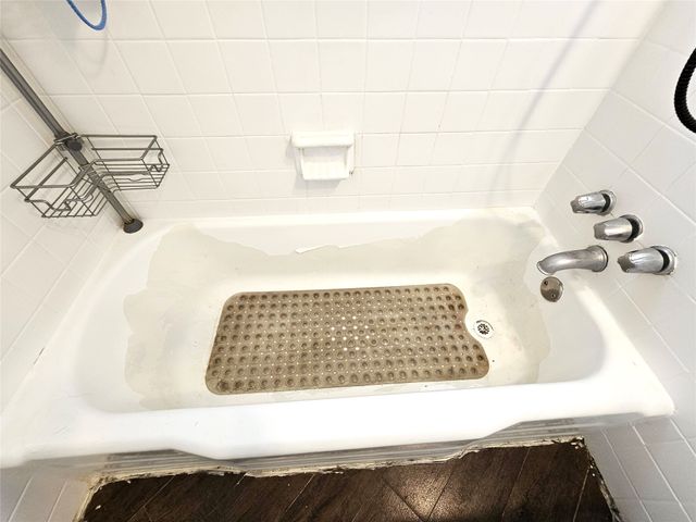 2801 Meadows Drive, Plano, TX 75074