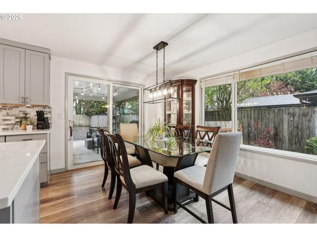 10250 Sw BRYTON Ct, Wilsonville, OR 97070