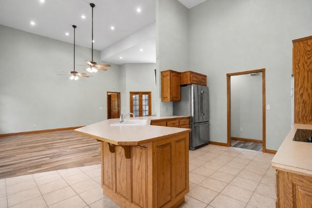8115 Fairway Drive, Rogers, AR 72756