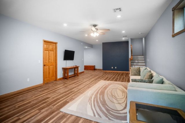8115 Fairway Drive, Rogers, AR 72756
