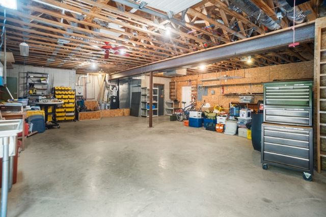 8115 Fairway Drive, Rogers, AR 72756