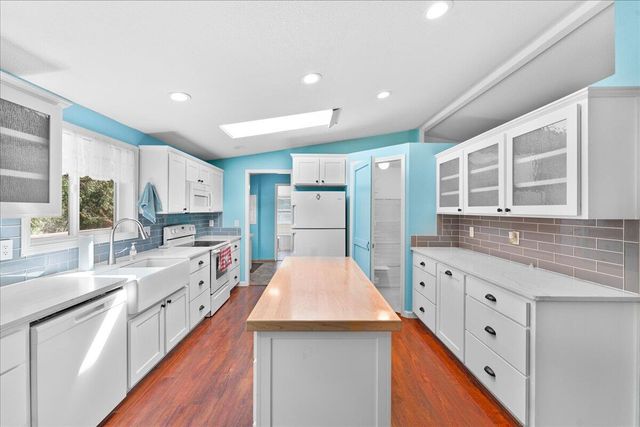 525 Templin Avenue, Grants Pass, OR 97526