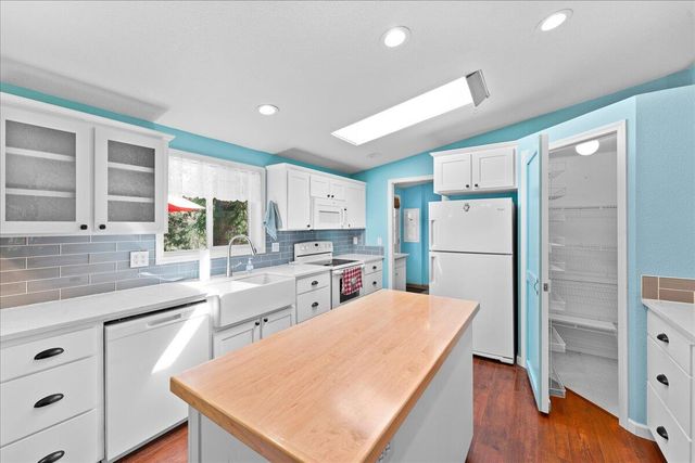 525 Templin Avenue, Grants Pass, OR 97526