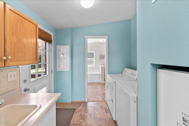 525 Templin Avenue, Grants Pass, OR 97526