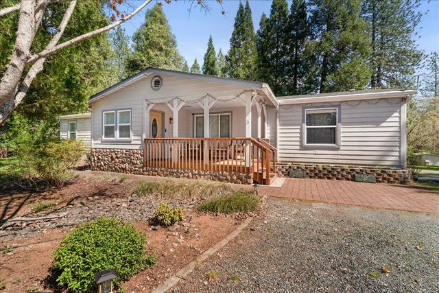 525 Templin Avenue, Grants Pass, OR 97526