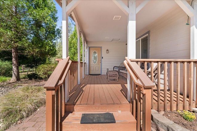 525 Templin Avenue, Grants Pass, OR 97526