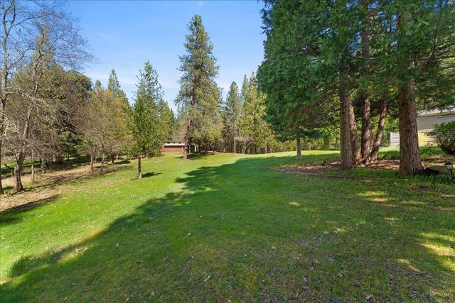 525 Templin Avenue, Grants Pass, OR 97526