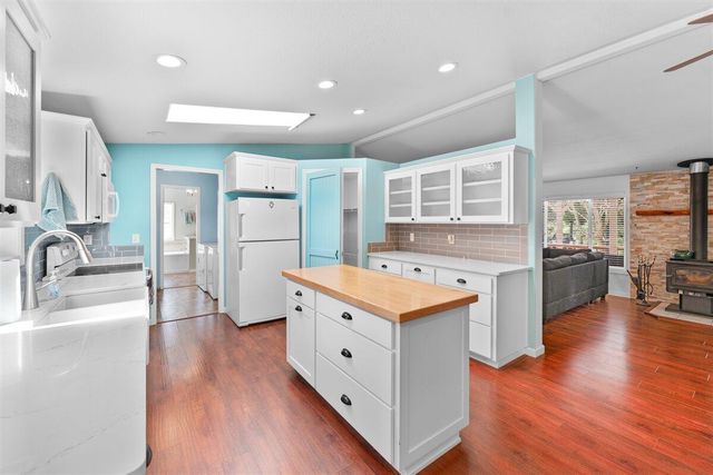 525 Templin Avenue, Grants Pass, OR 97526