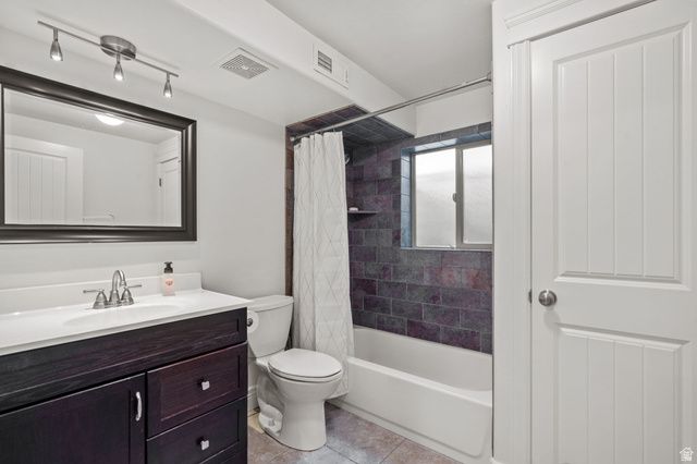 1073 W RIVER RIDGE LN, Spanish Fork, UT 84660