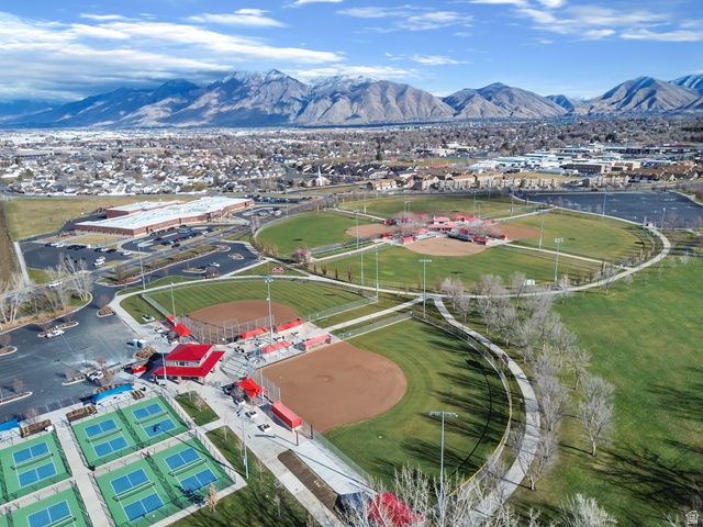 1073 W RIVER RIDGE LN, Spanish Fork, UT 84660