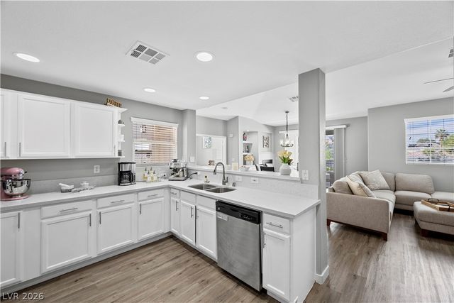 2325 Windmill Parkway 1124, Henderson, NV 89074