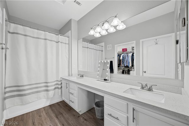 2325 Windmill Parkway 1124, Henderson, NV 89074