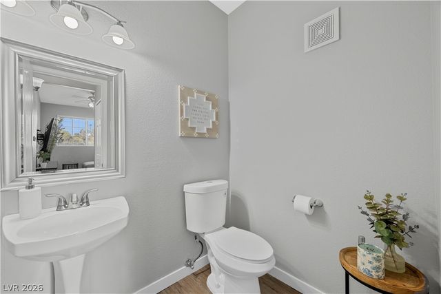 2325 Windmill Parkway 1124, Henderson, NV 89074