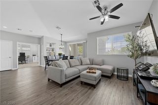 2325 Windmill Parkway 1124, Henderson, NV 89074