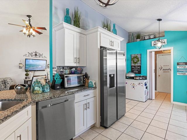 837 GRANDE REGAL POINT, Winter Garden, FL 34787