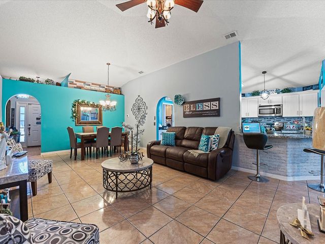 837 GRANDE REGAL POINT, Winter Garden, FL 34787