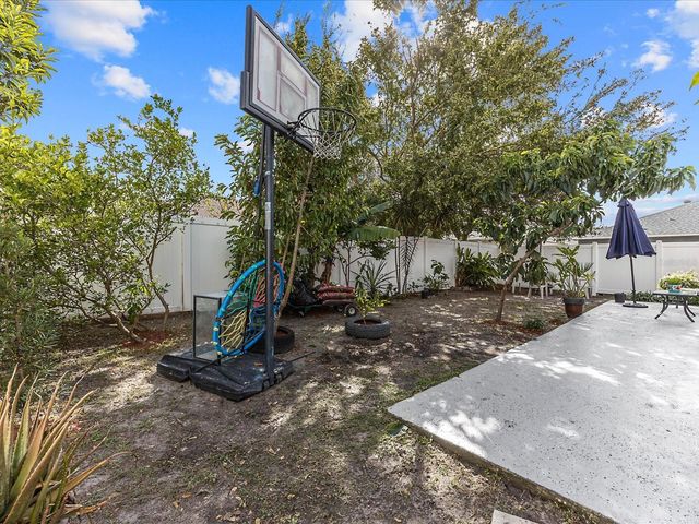 837 GRANDE REGAL POINT, Winter Garden, FL 34787