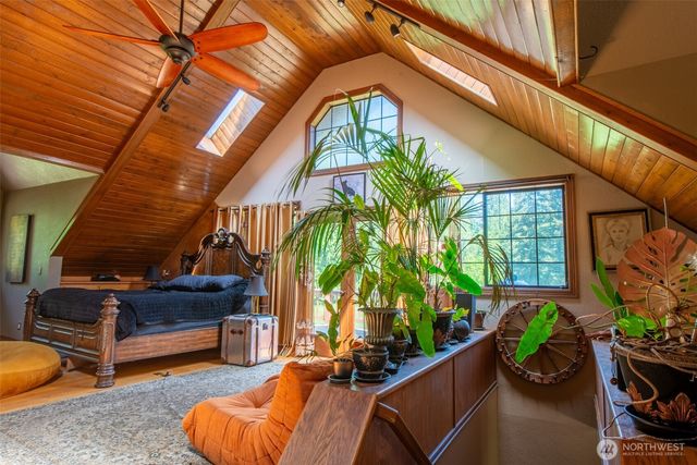 1106 254th Avenue NE, Sammamish, WA 98074