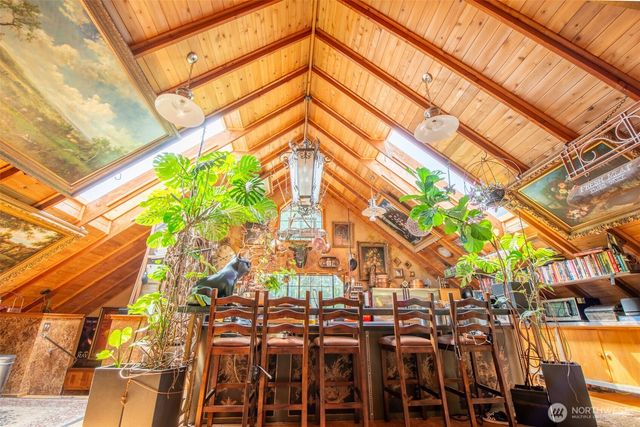 1106 254th Avenue NE, Sammamish, WA 98074