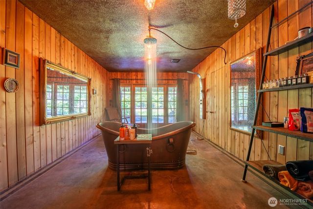 1106 254th Avenue NE, Sammamish, WA 98074
