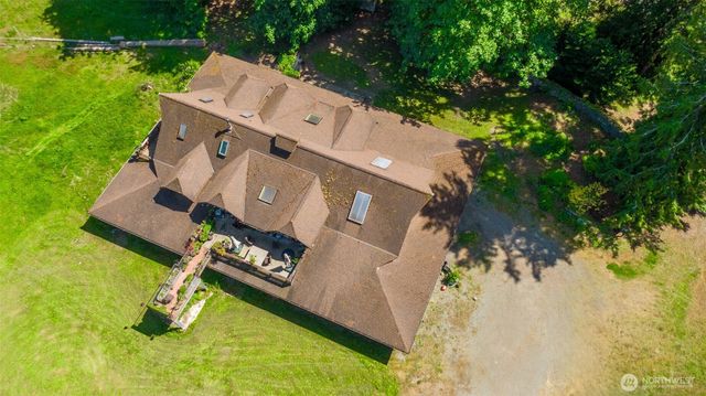 1106 254th Avenue NE, Sammamish, WA 98074