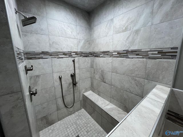 146 Bobwhite Drive, Priceville, AL 35603