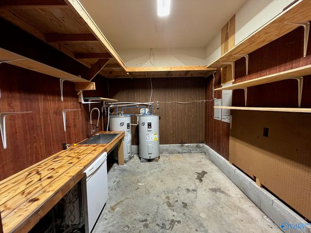 146 Bobwhite Drive, Priceville, AL 35603