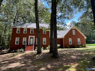 146 Bobwhite Drive, Priceville, AL 35603