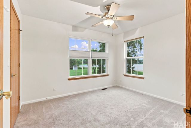 708 E Bayou Court, Fox Lake, IL 60020