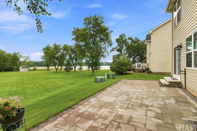 708 E Bayou Court, Fox Lake, IL 60020