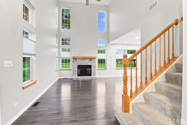 708 E Bayou Court, Fox Lake, IL 60020