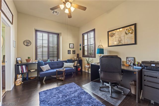 6864 Desert Island Street, Las Vegas, NV 89149