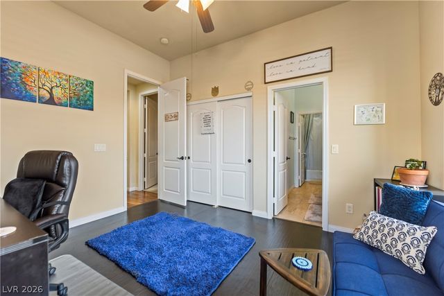 6864 Desert Island Street, Las Vegas, NV 89149