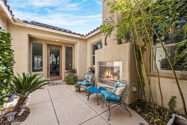 6864 Desert Island Street, Las Vegas, NV 89149