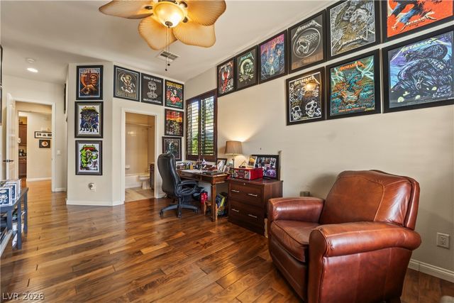 6864 Desert Island Street, Las Vegas, NV 89149