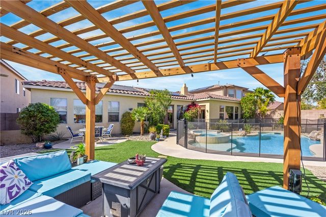 6864 Desert Island Street, Las Vegas, NV 89149