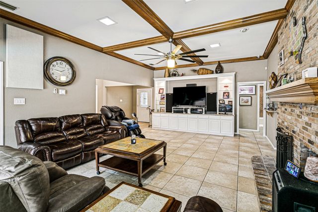 4801 Gaylewood Court, Arlington, TX 76017
