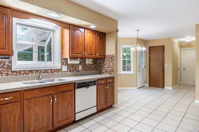 7229 Fairington Circle, Hixson, TN 37343