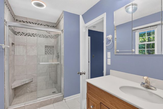 7229 Fairington Circle, Hixson, TN 37343