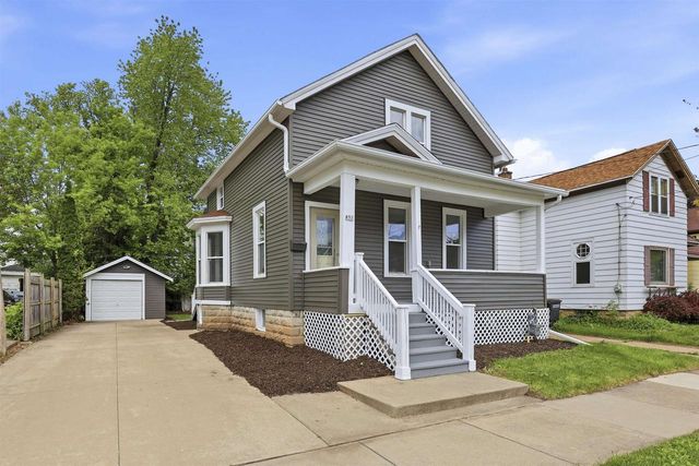 851 FRANKLIN STREET, Oshkosh, WI 54901