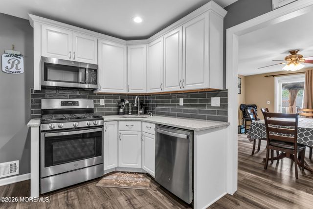 89 Wilson Avenue, Parlin, NJ 08859