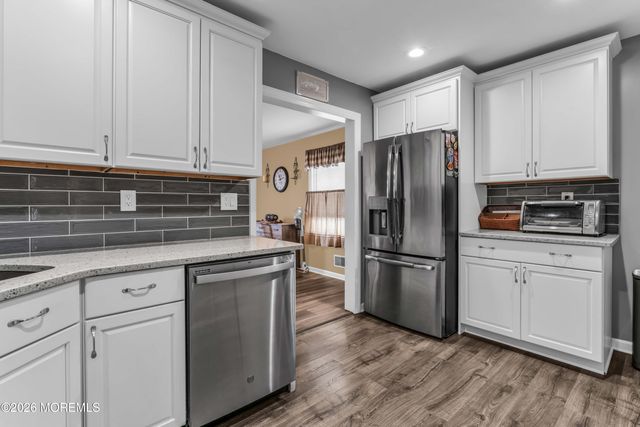 89 Wilson Avenue, Parlin, NJ 08859