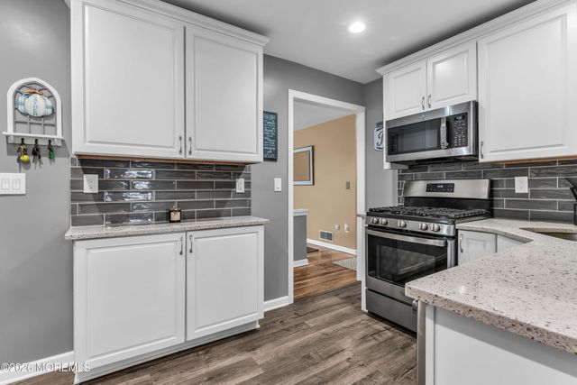 89 Wilson Avenue, Parlin, NJ 08859