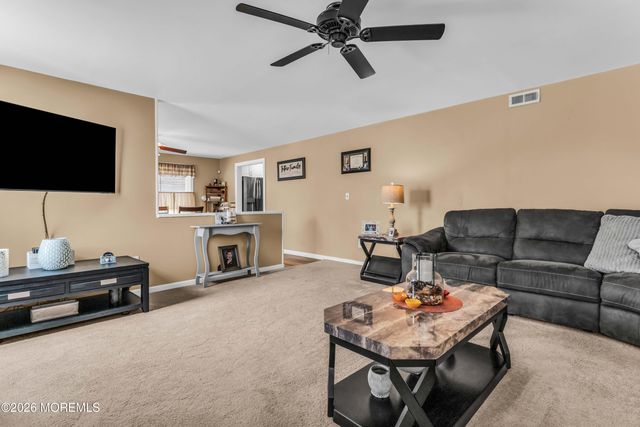 89 Wilson Avenue, Parlin, NJ 08859