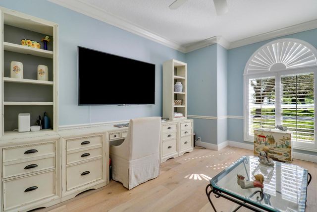 5213 Desert Vixen Road, Palm Beach Gardens, FL 33418