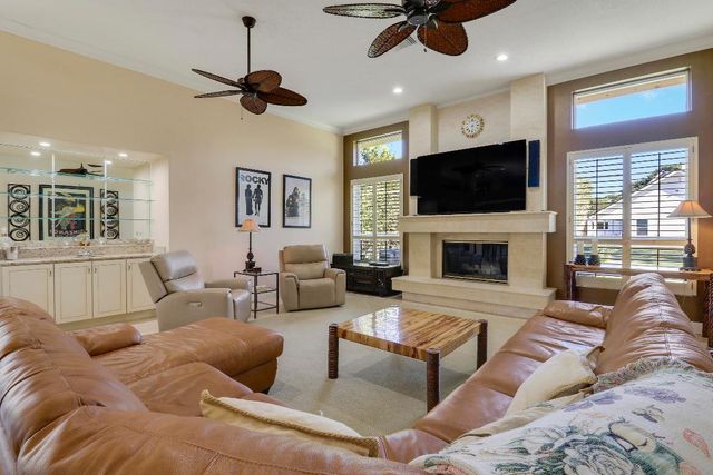 5213 Desert Vixen Road, Palm Beach Gardens, FL 33418