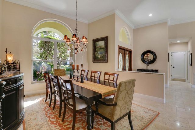 5213 Desert Vixen Road, Palm Beach Gardens, FL 33418