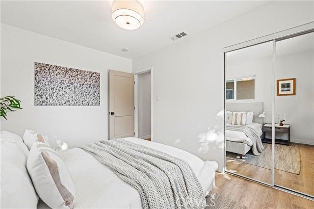 15933 Haynes Street, Van Nuys (los Angeles), CA 91406