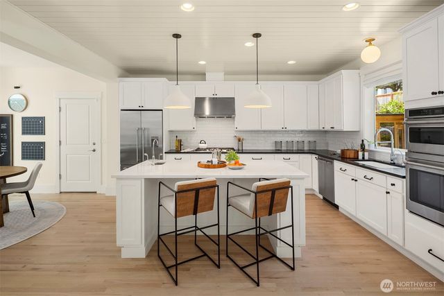 13420 NE 83rd Street, Redmond, WA 98052