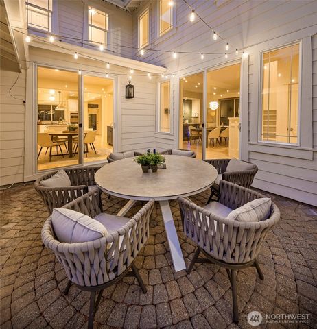 13420 NE 83rd Street, Redmond, WA 98052